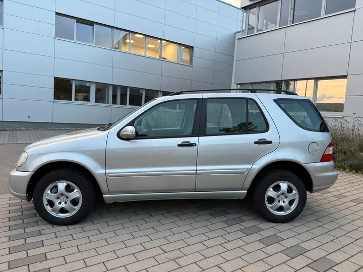 Mercedes-Benz ML 270