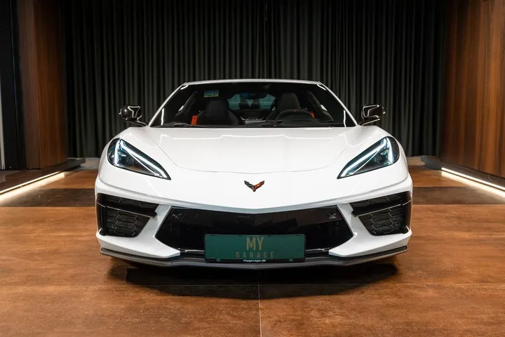 Corvette C8