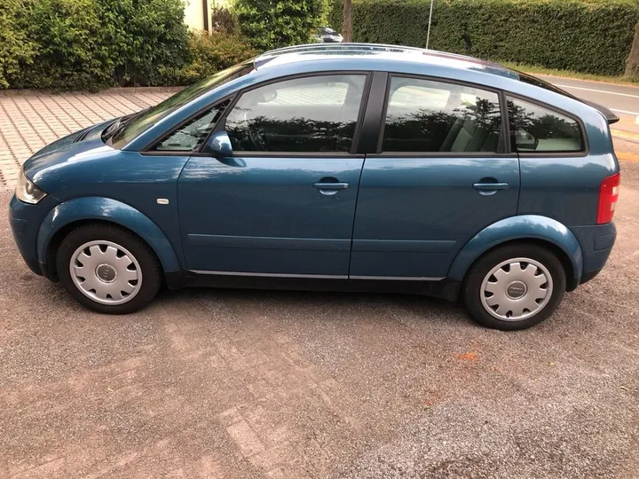 Audi A2