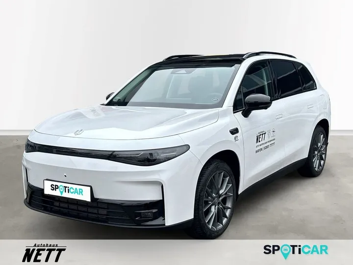 Leapmotor C10
