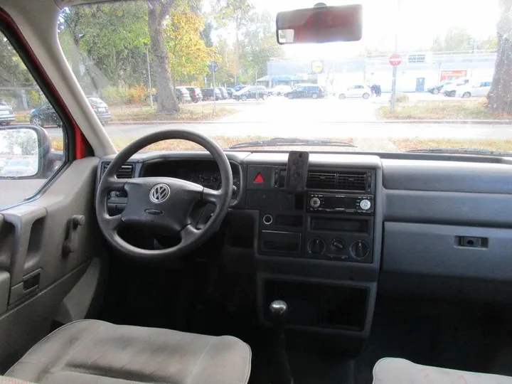 Volkswagen T4 Caravelle