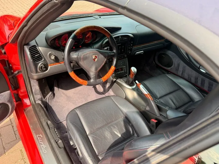Porsche 996