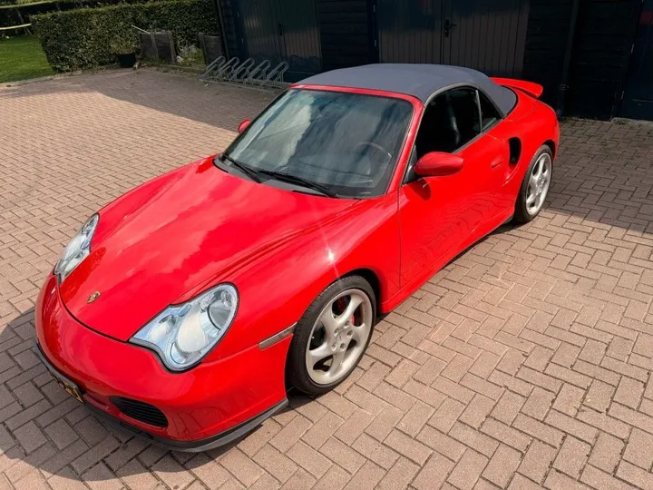 Porsche 996