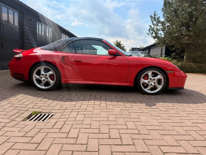Porsche 996