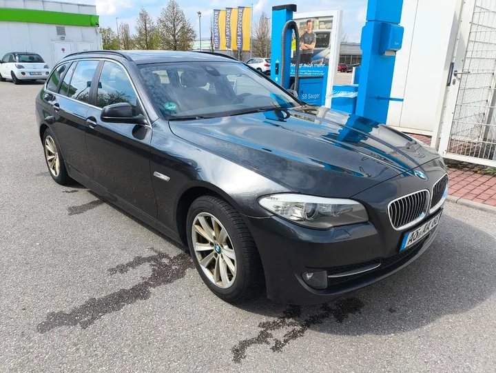 BMW 525