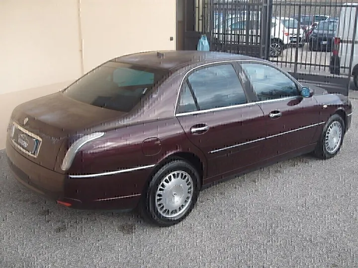 Lancia Thesis