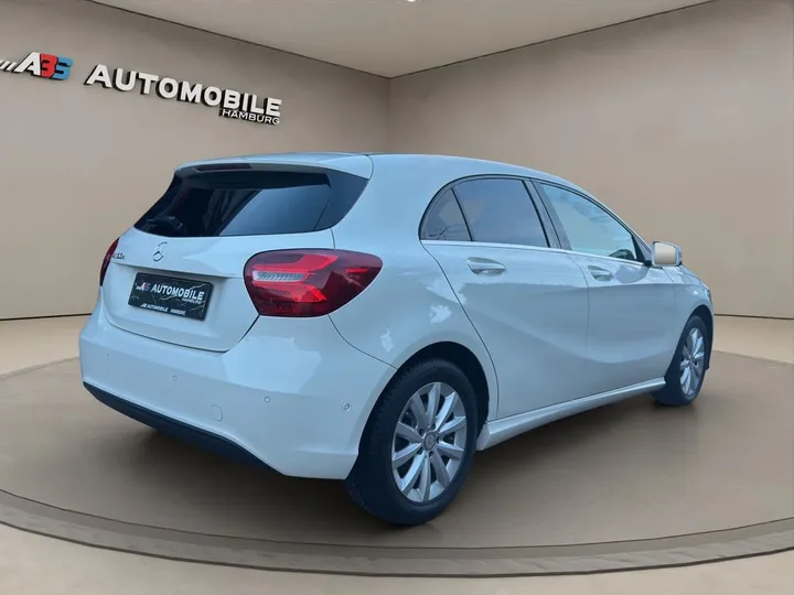 Mercedes-Benz A 180