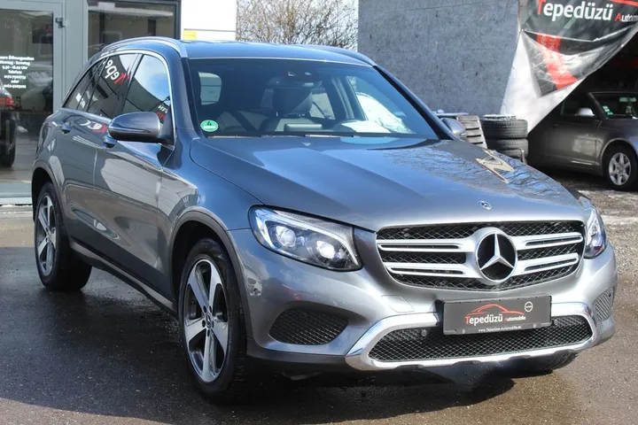 Mercedes-Benz GLC 220