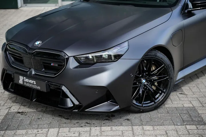 BMW M5