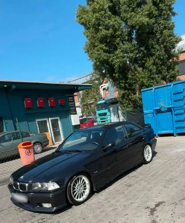 BMW 318