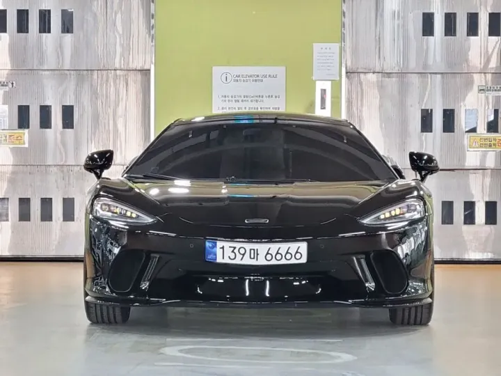 Mclaren GT
