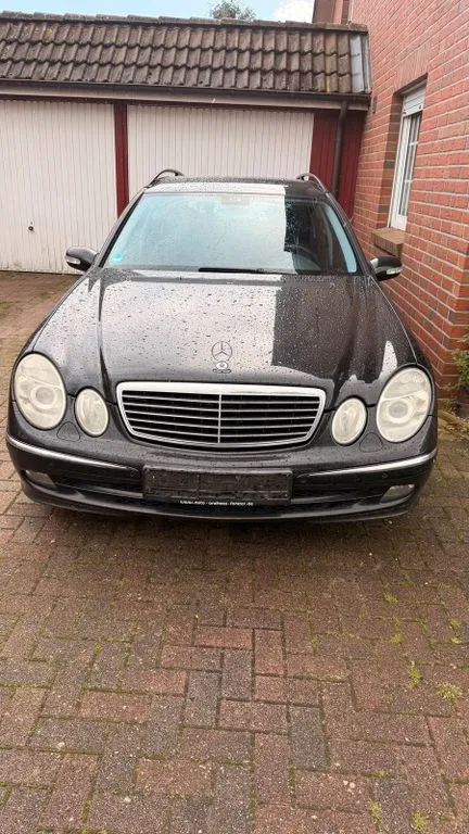 Mercedes-Benz E 280