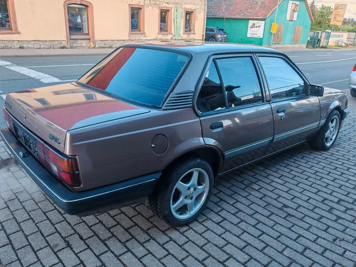 Opel Ascona