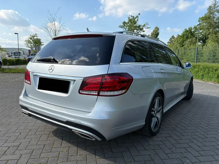 Mercedes-Benz E 250
