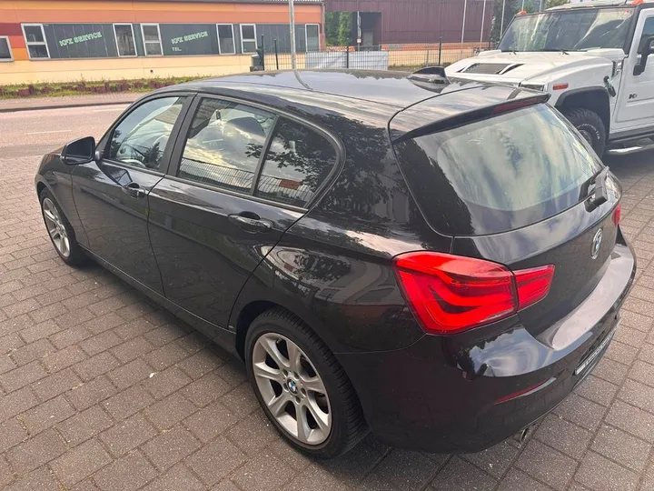 BMW 118