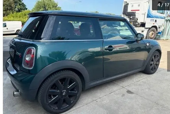 MINI Cooper Clubman