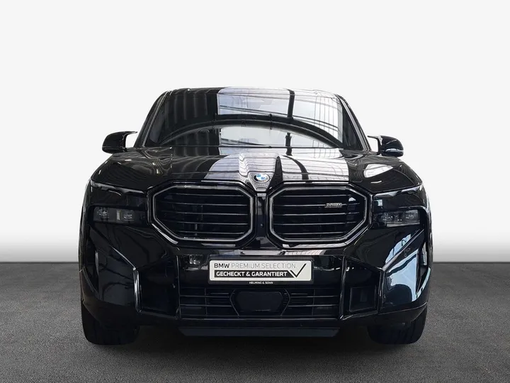 BMW XM
