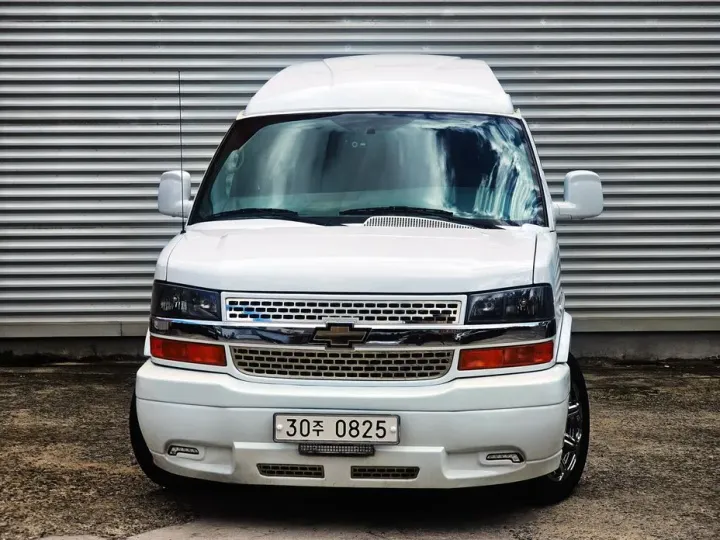 Chevrolet Express Van