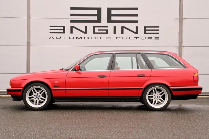 BMW 525