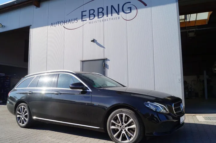 Mercedes-Benz E 300