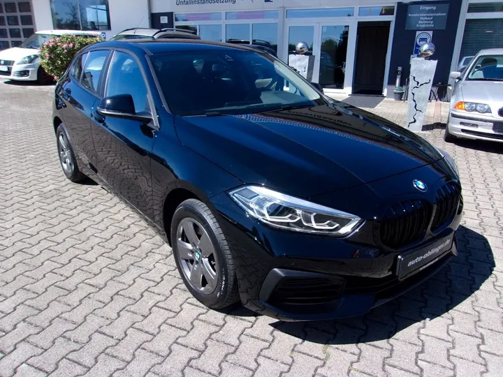 BMW 118