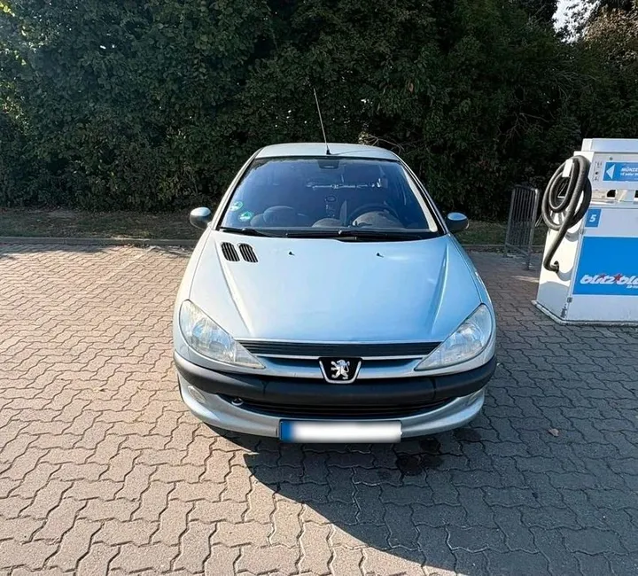 Peugeot 206