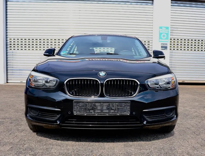 BMW 118