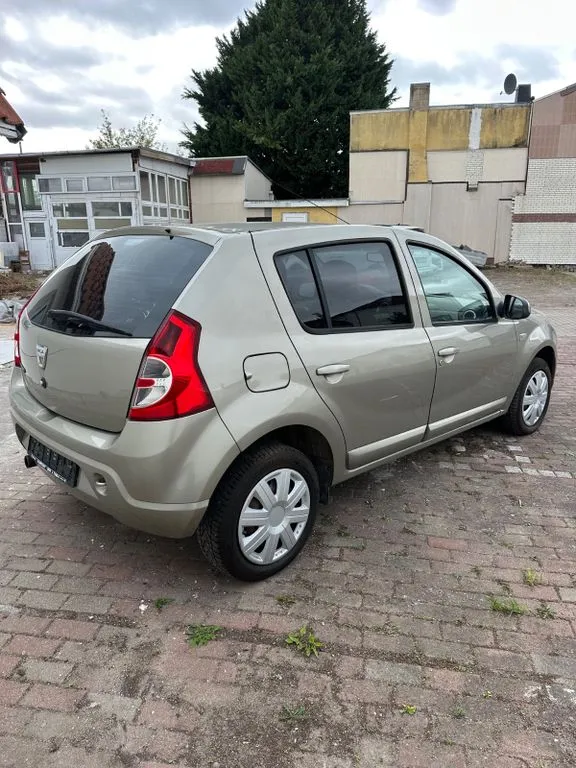 Dacia Sandero