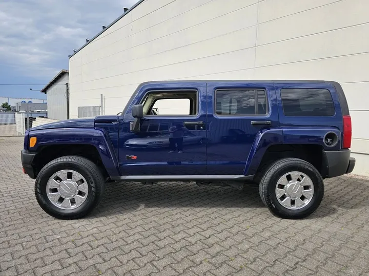 Hummer H3