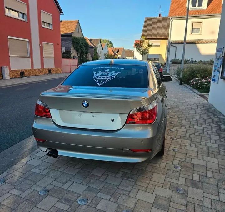 BMW 520