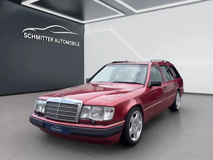 Mercedes-Benz E 300