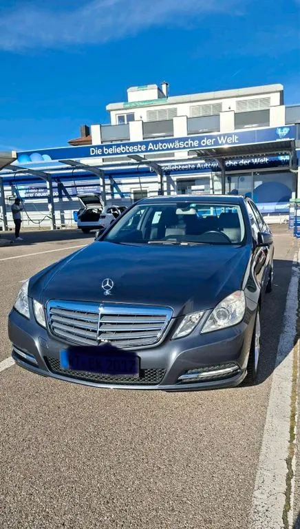 Mercedes-Benz E 200