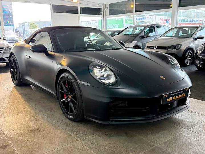 Porsche 992