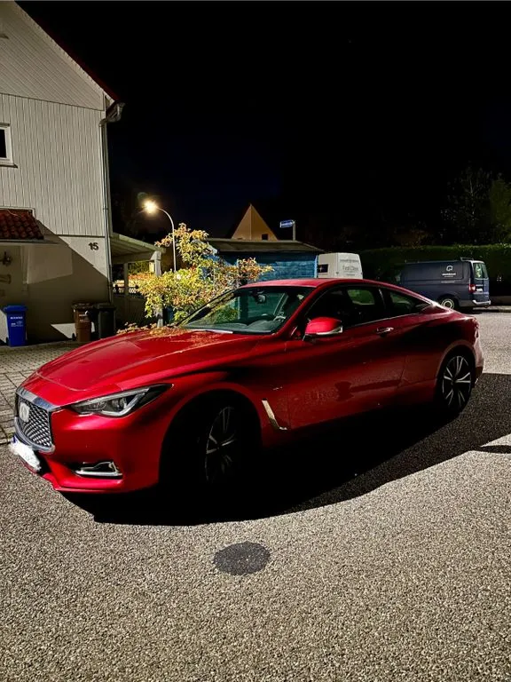 Infiniti Q60
