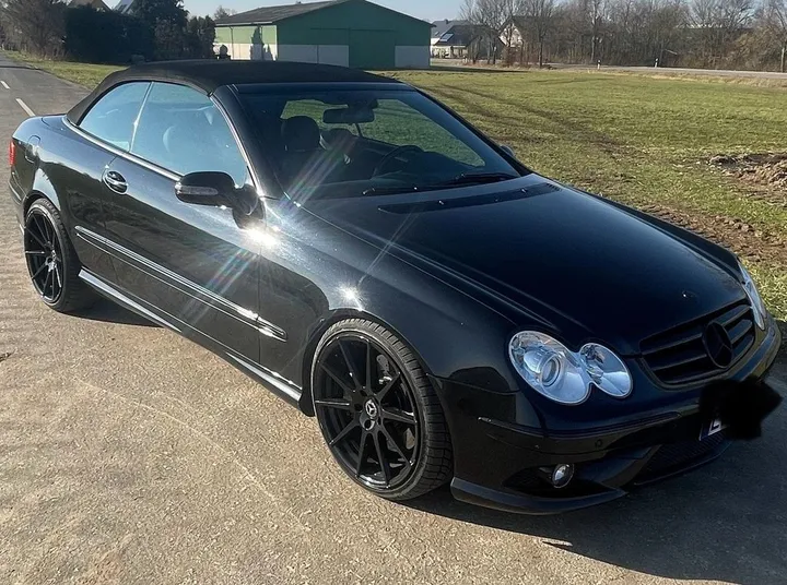 Mercedes-Benz CLK 320