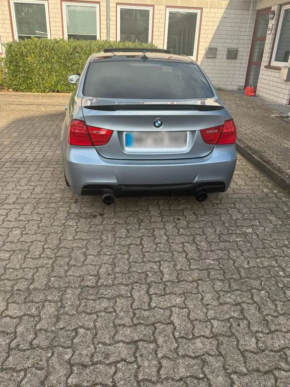 BMW 325