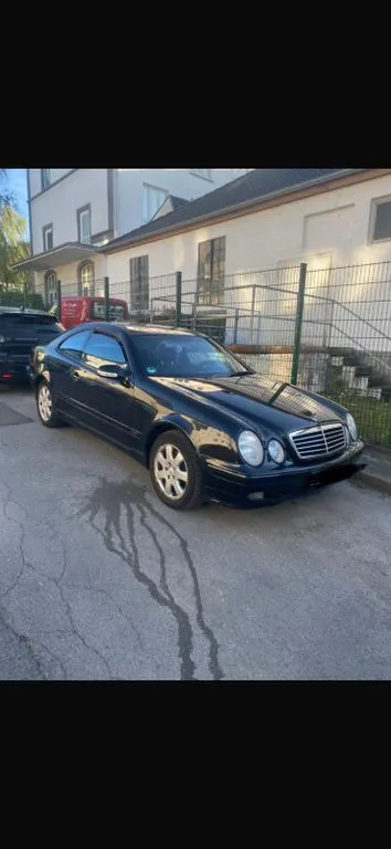 Mercedes-Benz CLK 230