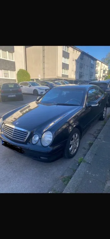 Mercedes-Benz CLK 230