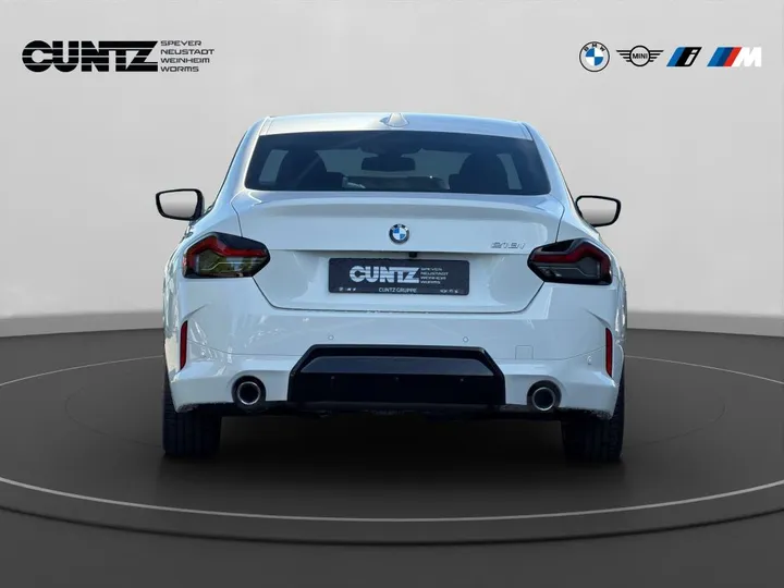 BMW 218