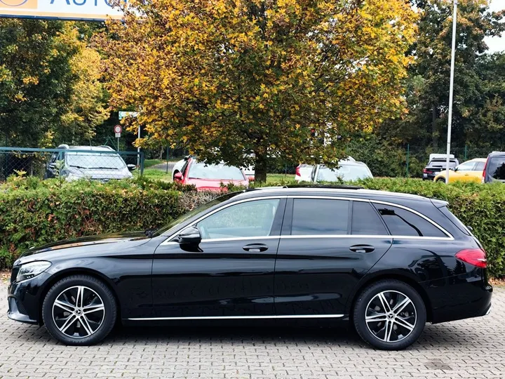 Mercedes-Benz C 220