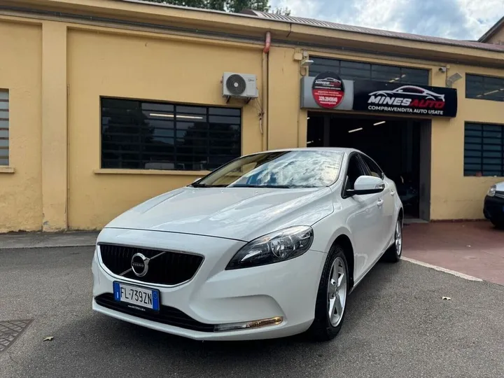 Volvo V40