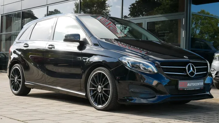 Mercedes-Benz B 220