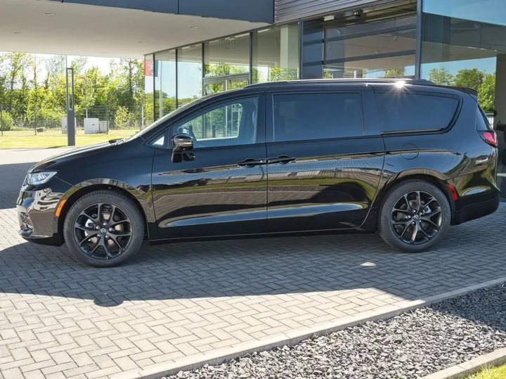 Chrysler Pacifica