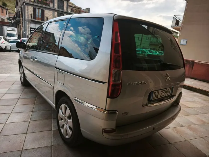 Citroën C8