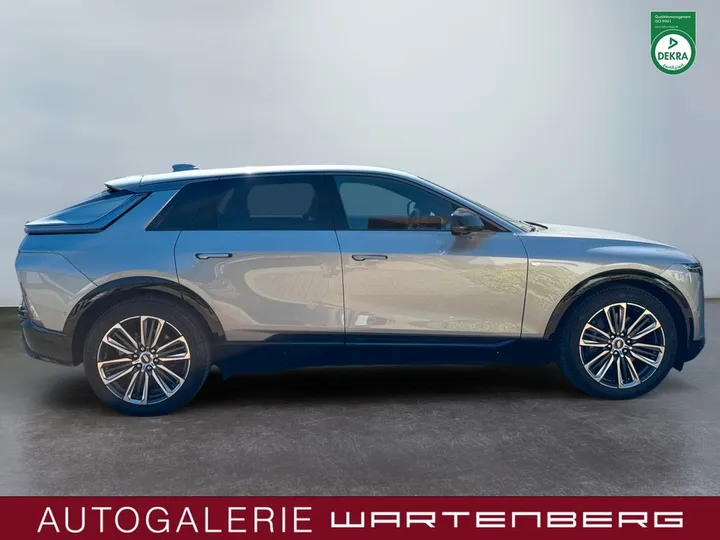 Cadillac LYRIQ