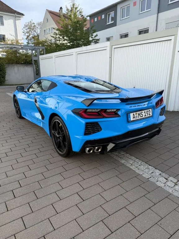 Corvette C8