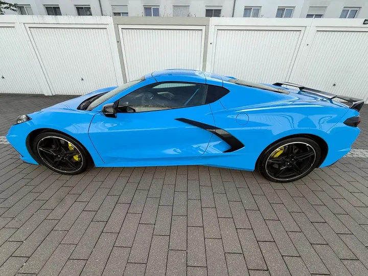 Corvette C8