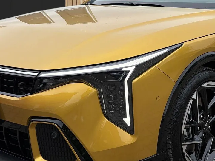 Kia K4