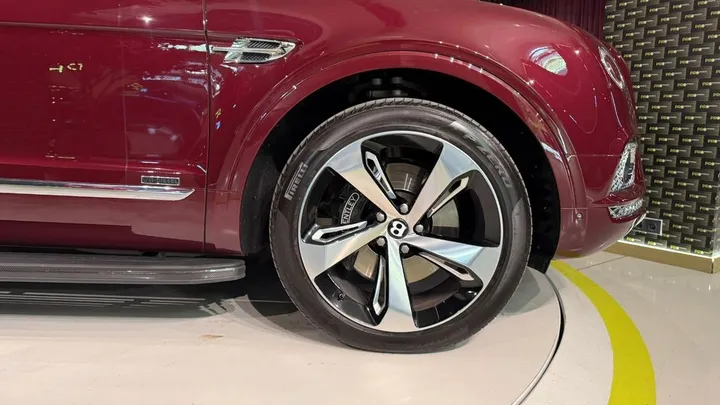 Bentley Bentayga