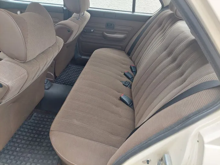 BMW 518